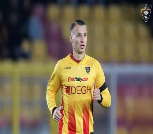 无缘出战国米，莱切官方确认卡马尔达右肩挫伤将缺阵15天