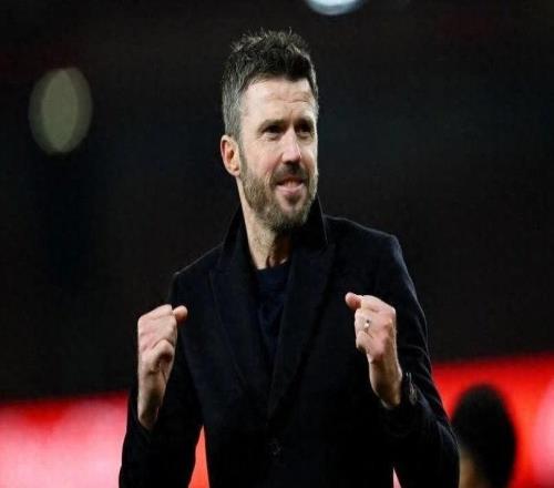 卡里克执教初显神威，曼联连克两大豪门震惊英超