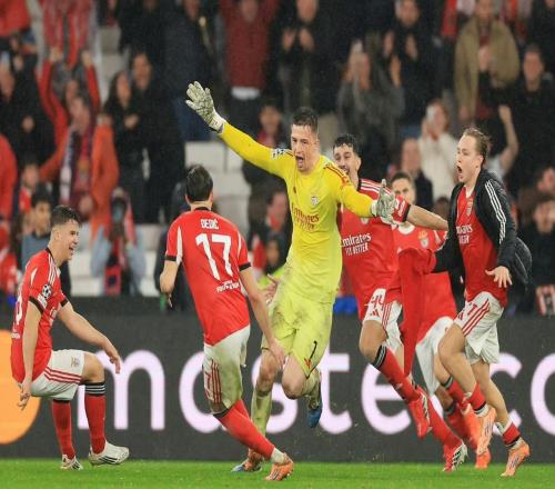 欧冠淘汰赛附加赛对阵出炉：穆里尼奥执教的本菲卡，再次挑战皇马