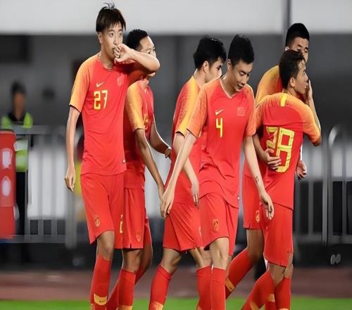 邵佳一刚接手国足不久！就为国安队激活了王牌射手，让他连场破门