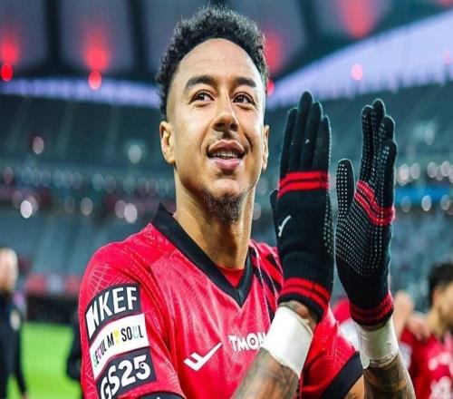 前曼联中场林加德在韩国踢球期间的收入大幅缩水