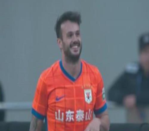 鲁媒：山东泰山开出的续约条件对瓦科而言仍具备极高的吸引力