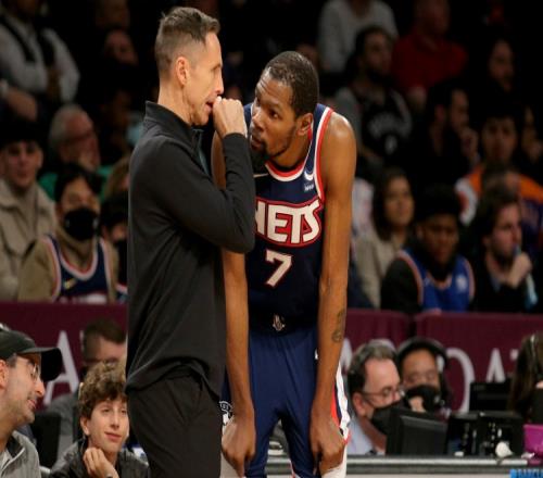 KD：在篮网时那支球队太混乱了纳什根本没机会展现执教能力