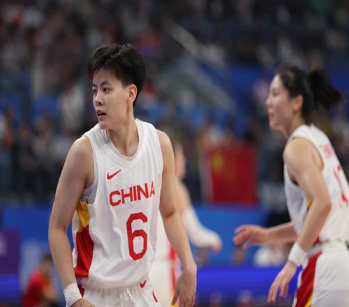中国女篮以我为主磨合阵容杨舒予逐渐成为新奥运周期球队核心