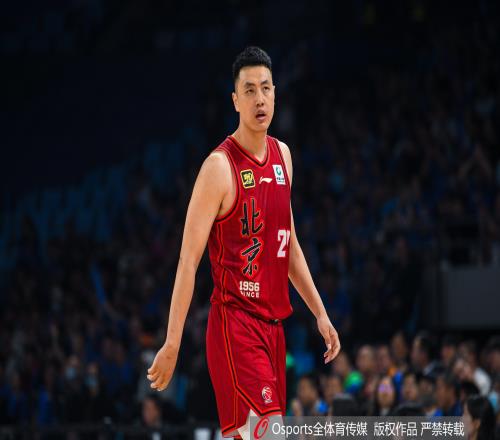 媒体人：北京G3全队搏命体现底蕴广厦&北京两队特色鲜明会师决赛