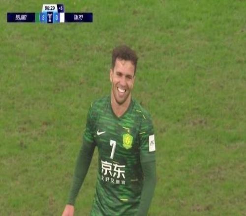 博主：塞尔吉尼奥踢完亚冠将返回巴西，达万已经回巴西治疗