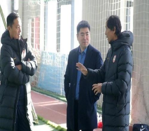 亚泰官方：球队将于1月5日在海口开启冬训，第二阶段移师昆明