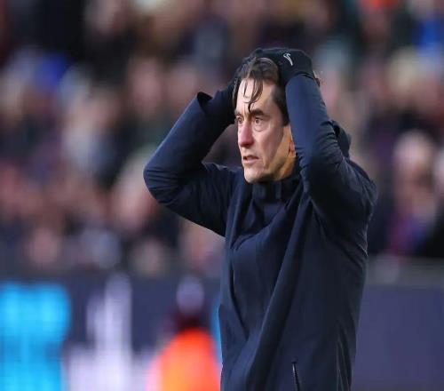 英超5轮不胜！热刺球迷怒了：弗兰克下课否则有降级风险