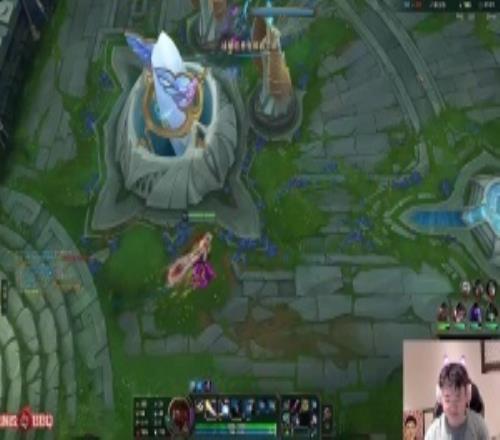 神级理解！小天提问Knight丹尼教练复盘说什么左手逆天回答：韩文