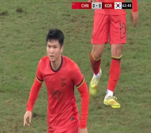 泰山打造自己的哈维+小白！陈泽仕：我就想踢中超彭啸被练出来了