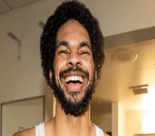 骑士加时119122活塞球员评价：3人优秀，1人及格，5人低迷