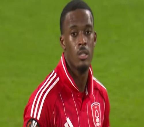 30！21！英超2强一夜全胜：维拉进欧联杯前三，森林也有望出线