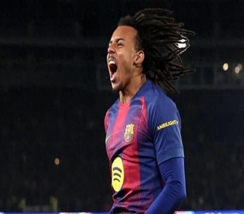 21！后卫铁树开花梅开二度，巴萨21击败法兰克福