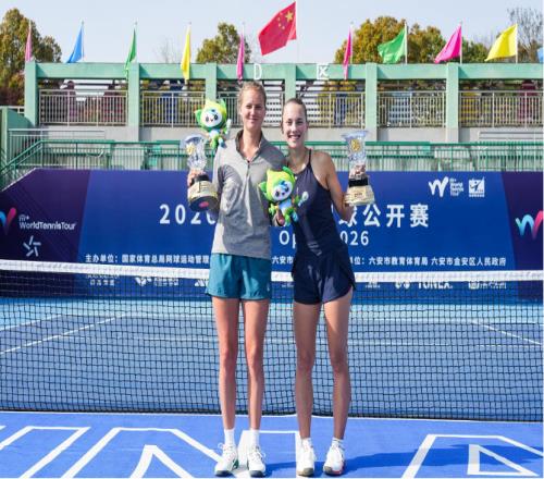奥夫恰连科潘奇娜夺得2026金安国际网球公开赛双打冠军