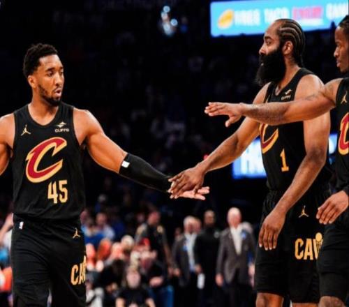 骑士113121雷霆！米切尔谈吹罚把话挑明，哈登也该认清一现实