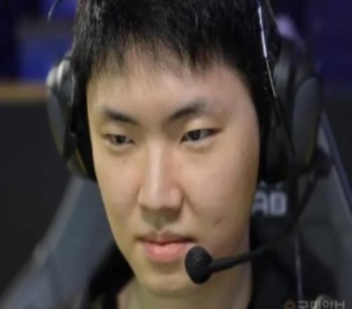 Chovy：去了香港巴西作息被打乱，通过今天的比赛减轻了不少担忧