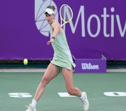 WTA首尔站：斯瓦泰克送蛋20横扫克雷吉茨科娃，闯入四强