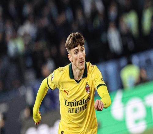 足球铁律惩罚红黑军团！扎卡尼一剑封喉，拉齐奥10复仇AC米兰