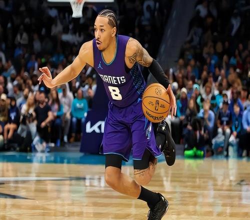占得先机！湖人抢先签下了曾经排名全美前3位的顶级五星高中生