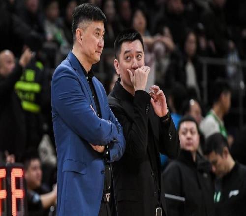 辽篮一战狂输“52分”！杨鸣真被广东打崩溃了：输现在更没未来