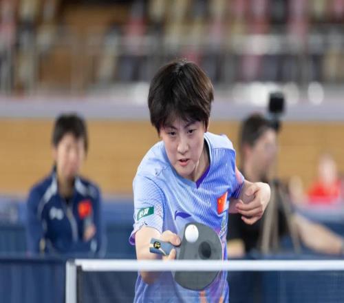 31夺冠！中国女乒19岁直板新星崛起：沉浮4年闪耀，马琳栽培她