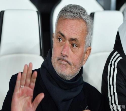 1平4负，皇马是穆里尼奥执教生涯不胜场次最多的对手