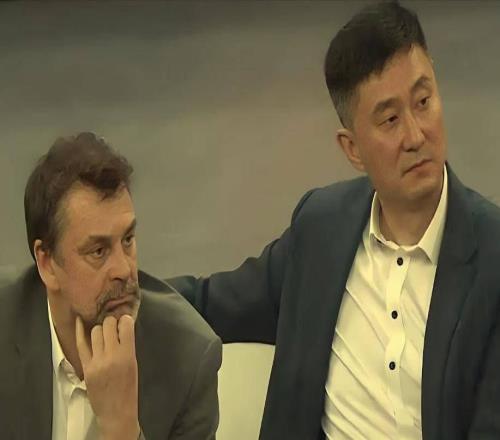 广东男篮教练组调整，杜锋迎得力助手，球队将冲击CBA总冠军