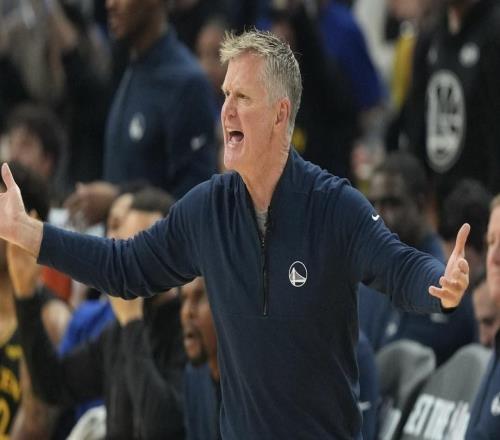 SnoopDogg对勇士队主教练科尔争议性驱逐事件的反应，迅速走红