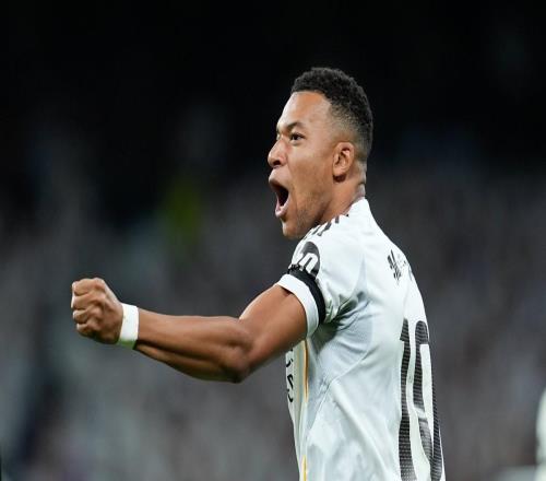 皇马第5次西甲赛季前11场取得10胜，此前4次最终2次夺冠