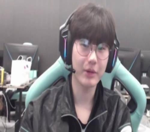 Career：派克打得太好了我觉得压力很大许秀哥帮我稳住了心态