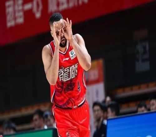 前行无畏丨CBA常规赛第十三轮主场大胜四川