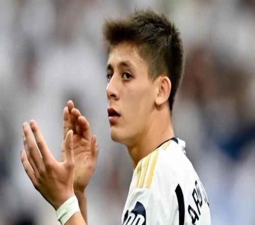 皇马VS贝蒂斯：法国兽腰坐镇居莱尔+贝林厄姆领衔皇马太子冲锋