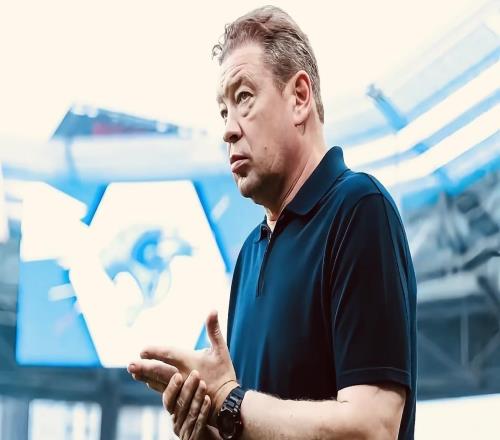 斯卢茨基谈客战柔佛：我认为双方五五开，就看谁能把握住机会