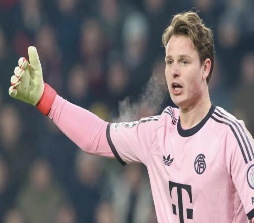 法尔克：若诺伊尔今夏退役，拜仁倾向于让乌尔比希接任一门