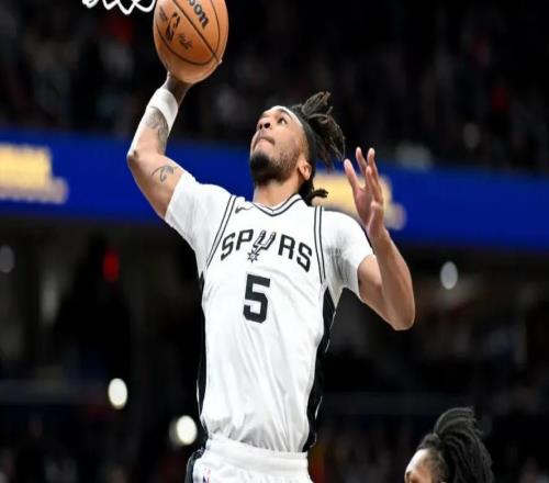 砍16分11助攻，不到22岁打爆活塞状元秀，马刺这个4号秀太横了