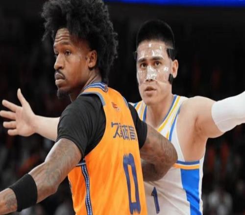 CBA排名一夜大变！上海第2，北京第5，辽宁4分憾负，深圳绝杀