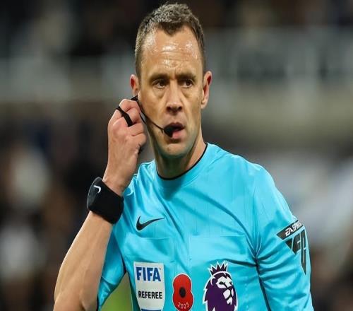 曼联2比2伯恩茅斯，两度领先难赢球，十人作战暴露球队致命问题