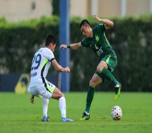 李磊伤了，国安新援首秀改位置成功蒙哥推翻无效控球激活张玉宁