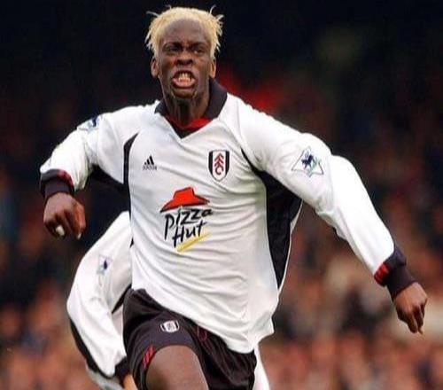 想复制亨利的前锋，错过了欧冠决赛和世界杯决赛，33岁退役大变身