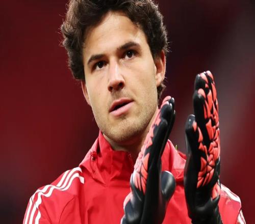 帕克：曼联买拉门斯是质的提升，跟奥纳纳相比他太像个门将了