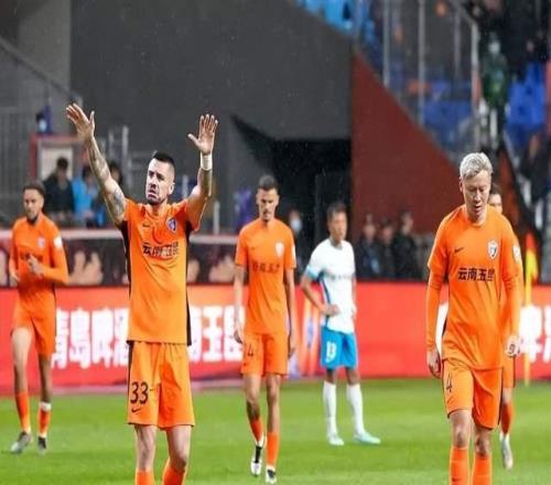 惊喜！中超第一后腰来了：身价200万欧，已到中国！