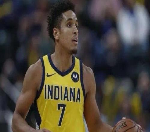 突然宣布退役！当场跟尼克斯毁约，还好勇士没签他