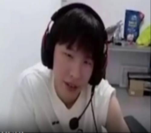 H4cker：Peyz不可惜他也没院长表现，京东谁也别说谁
