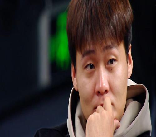 大冷门！没有高诗岩，没有邱彪，山东队绝杀了首钢赵睿面无表情