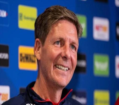 格拉斯纳谈12月可能8天4赛：很不负责任，这关系到球员的福祉