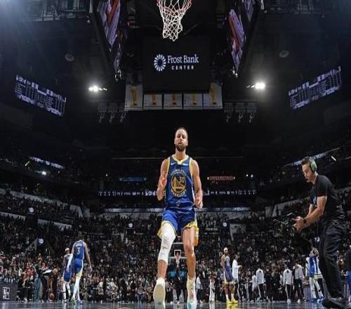 库里30岁后完成44场40+，追平乔丹并列历史第一