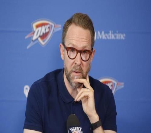 普雷斯蒂：NBA不是棋局而是扑克牌局每个人手里的牌都不一样