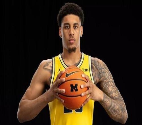 疯狂三月淘宝！黄蜂2026选秀盯上这三大猛将，谁能辅佐三球