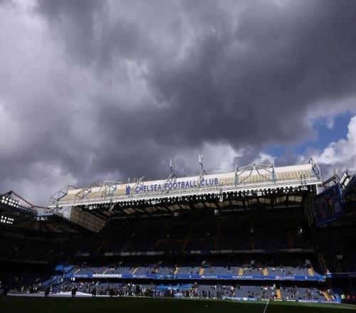 太阳报：切尔西上赛季亏损2.624亿镑，管理层薪酬却上涨近80%