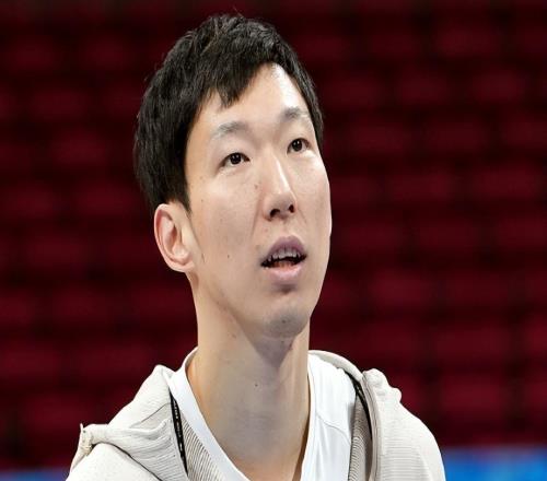 北京末节207拒浙江逆转！周琦7罚6中轰12+9赵睿11+9程帅澎23分